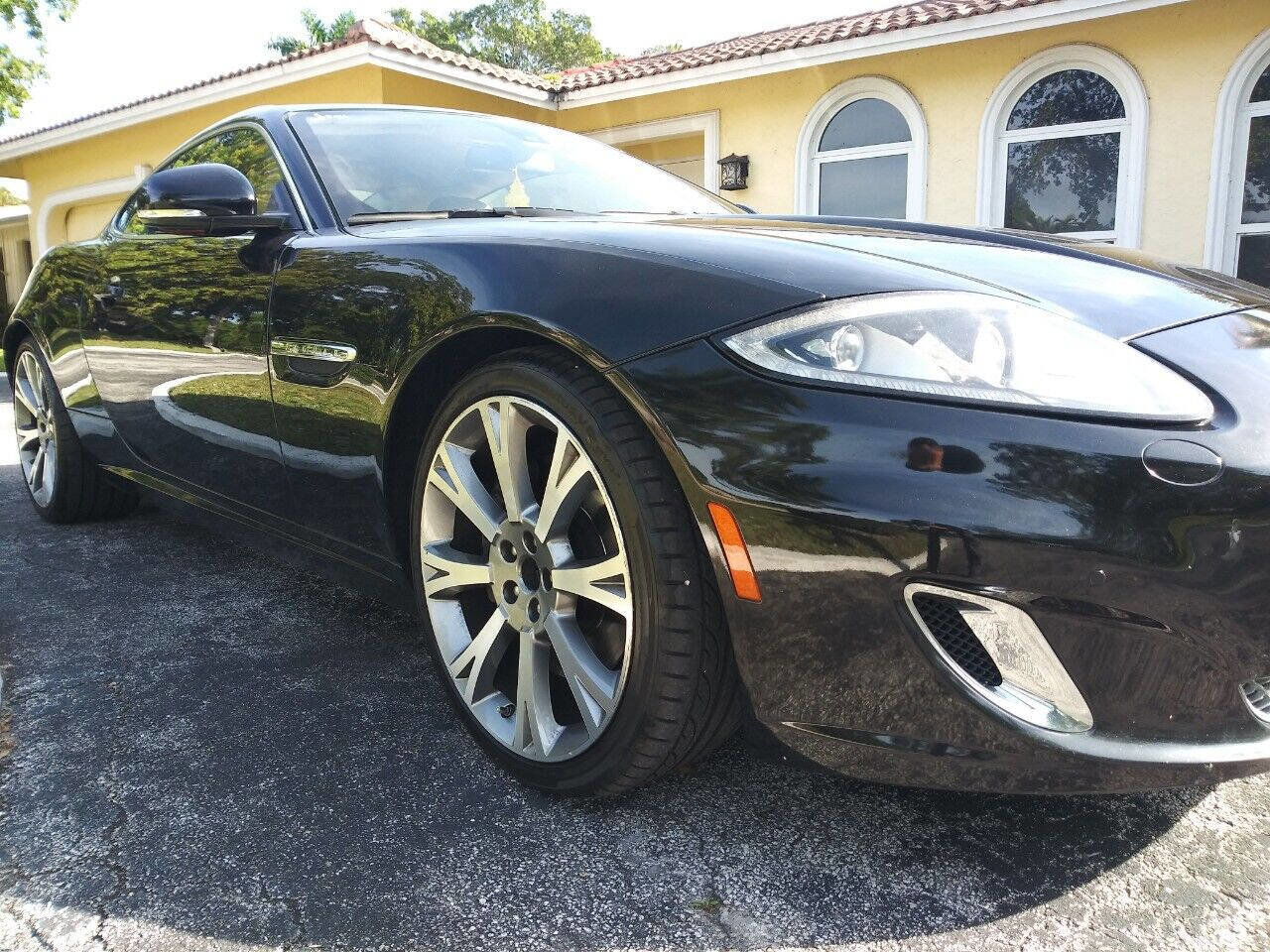 Used 2013 Jaguar XK Coupe RWD image 23