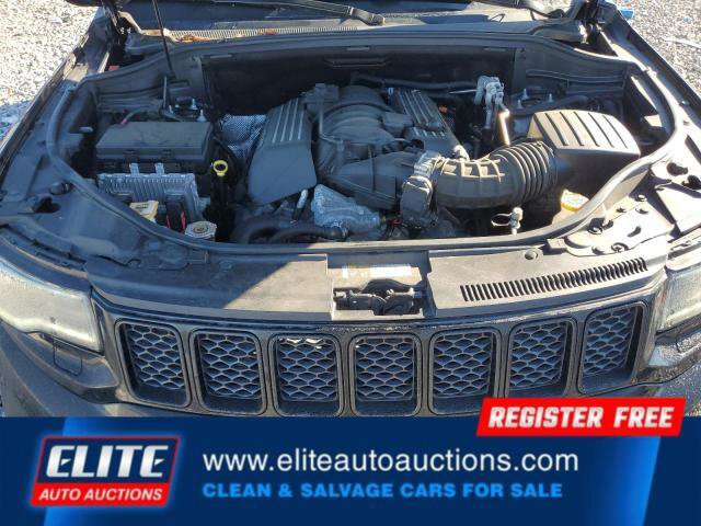 Used 2018 Jeep Grand Cherokee SRT w/ Trailer Tow Group IV AWD/4WD image 23