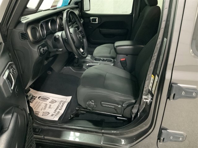 Used 2018 Jeep Wrangler Unlimited Sport S image 16