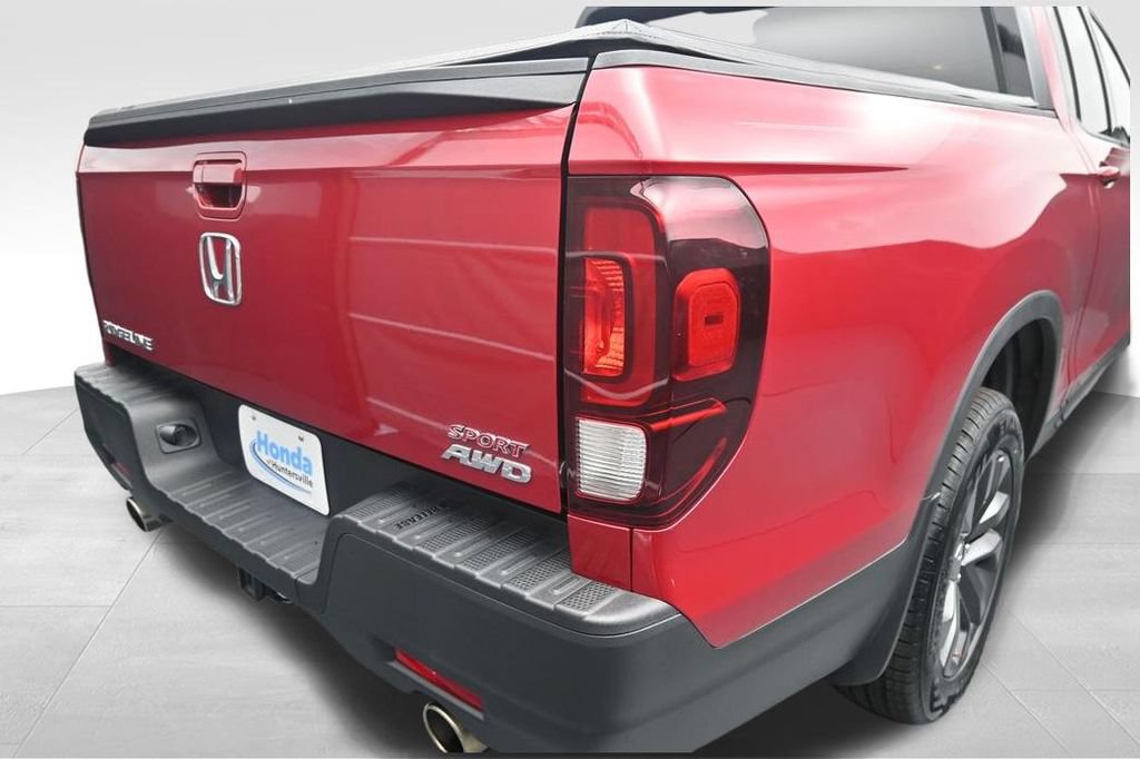 Used 2023 Honda Ridgeline Sport image 10