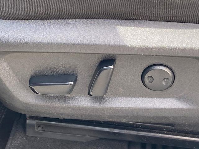 Used 2023 Nissan Rogue SV image 13