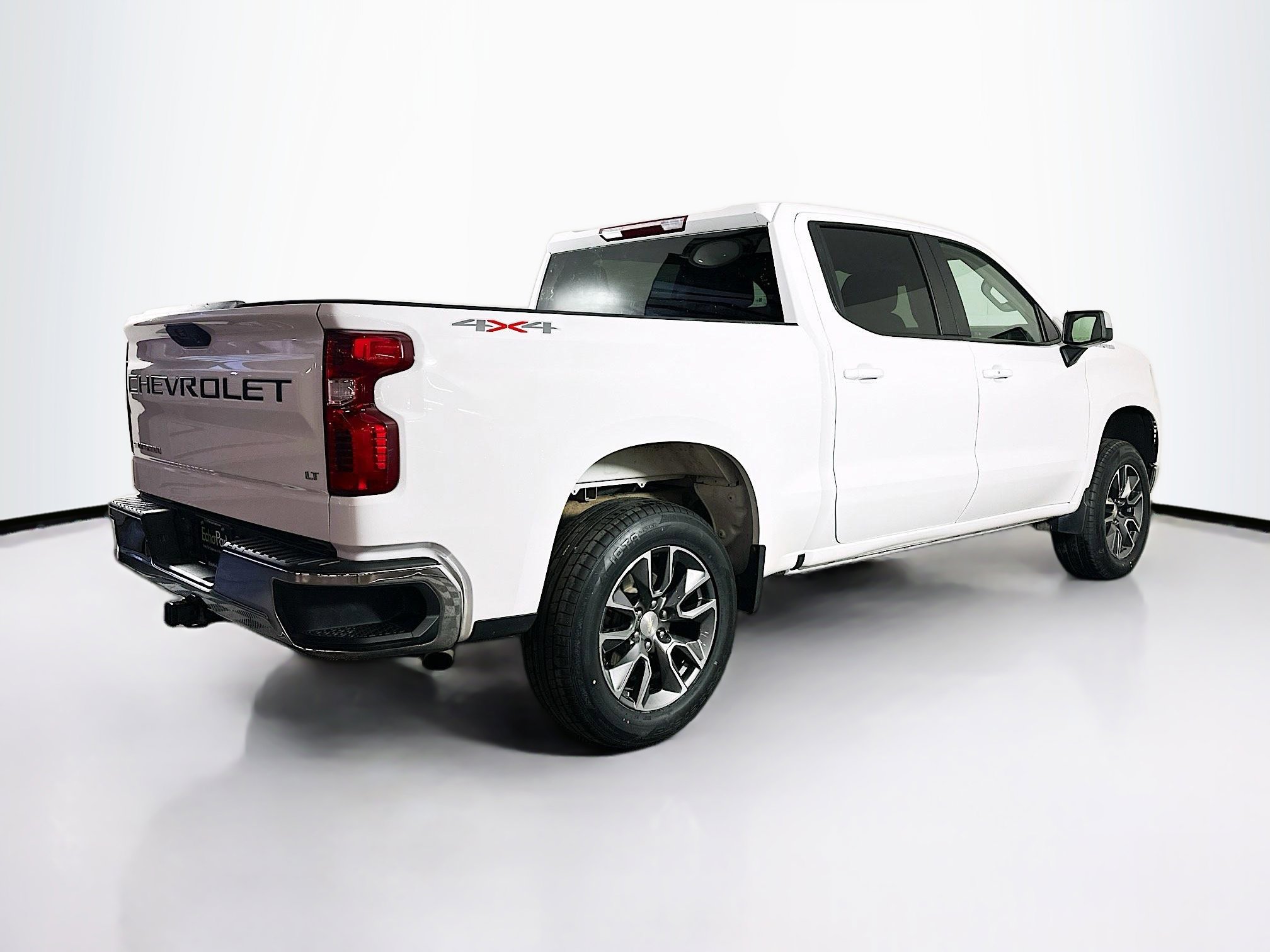 Used 2024 Chevrolet Silverado 1500 LT image 9