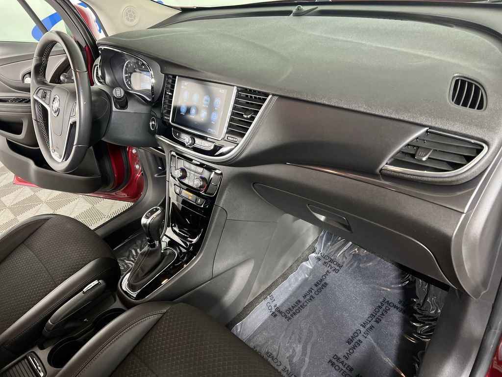 Certified 2019 Buick Encore Sport Touring AWD/4WD image 28