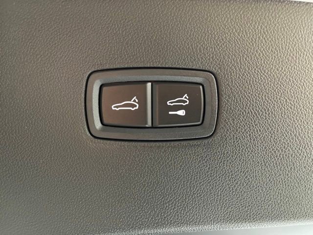 Used 2026 Porsche Cayenne Coupe image 8