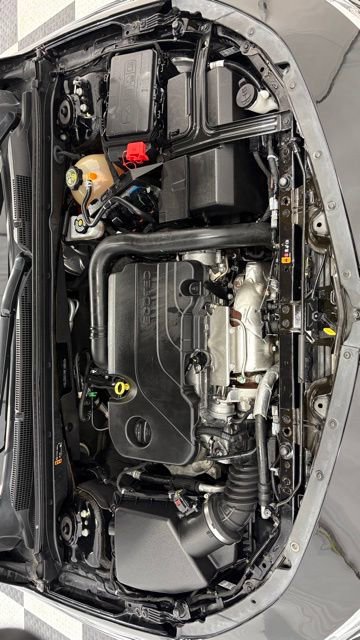 Used 2022 Chevrolet Malibu LT image 8