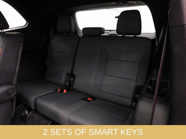 Used 2025 GMC Acadia AT4 w/ LPO, Floor Liner Package image 32