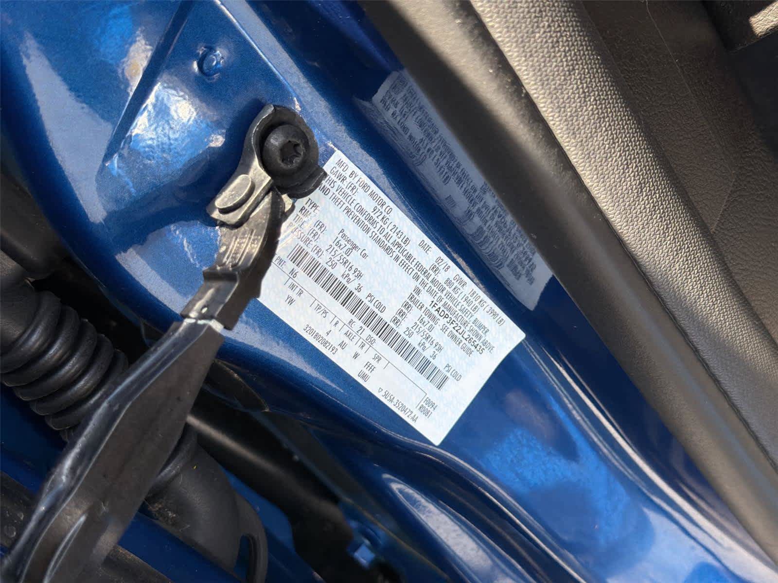 Used 2018 Ford Focus SE w/ SE Appearance Package FWD image 21