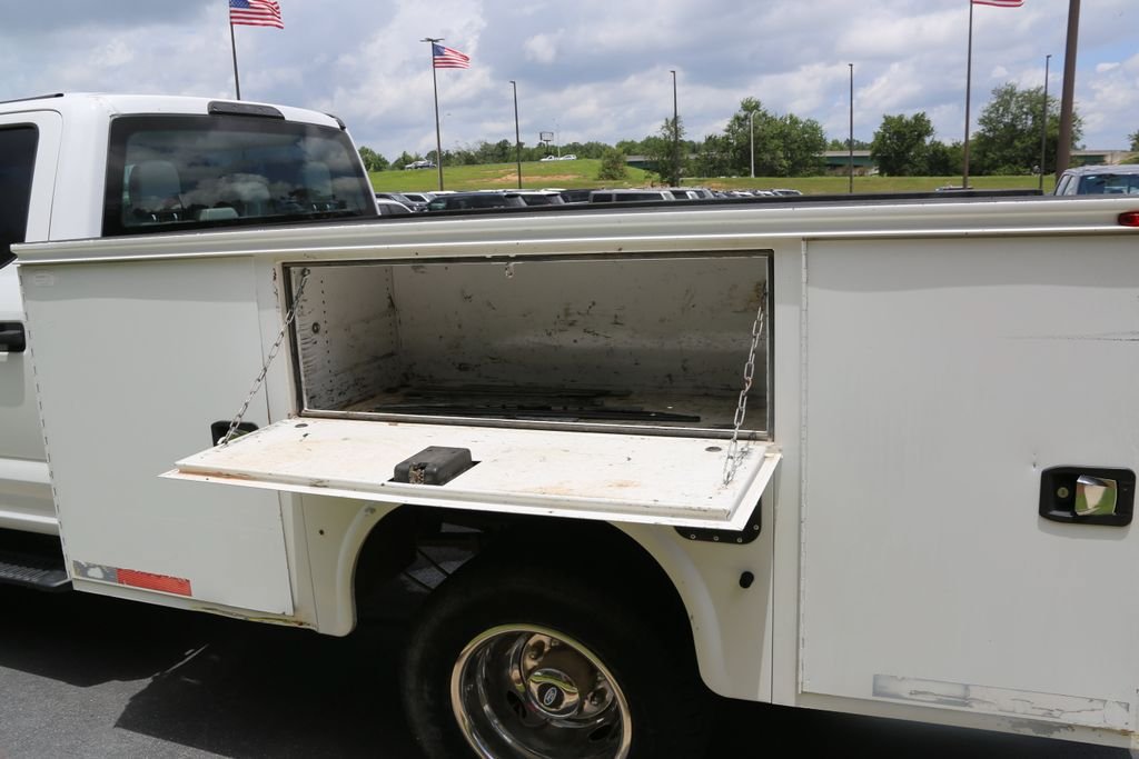 Used 2018 Ford F350 XL w/ Power Equipment Group AWD/4WD image 13