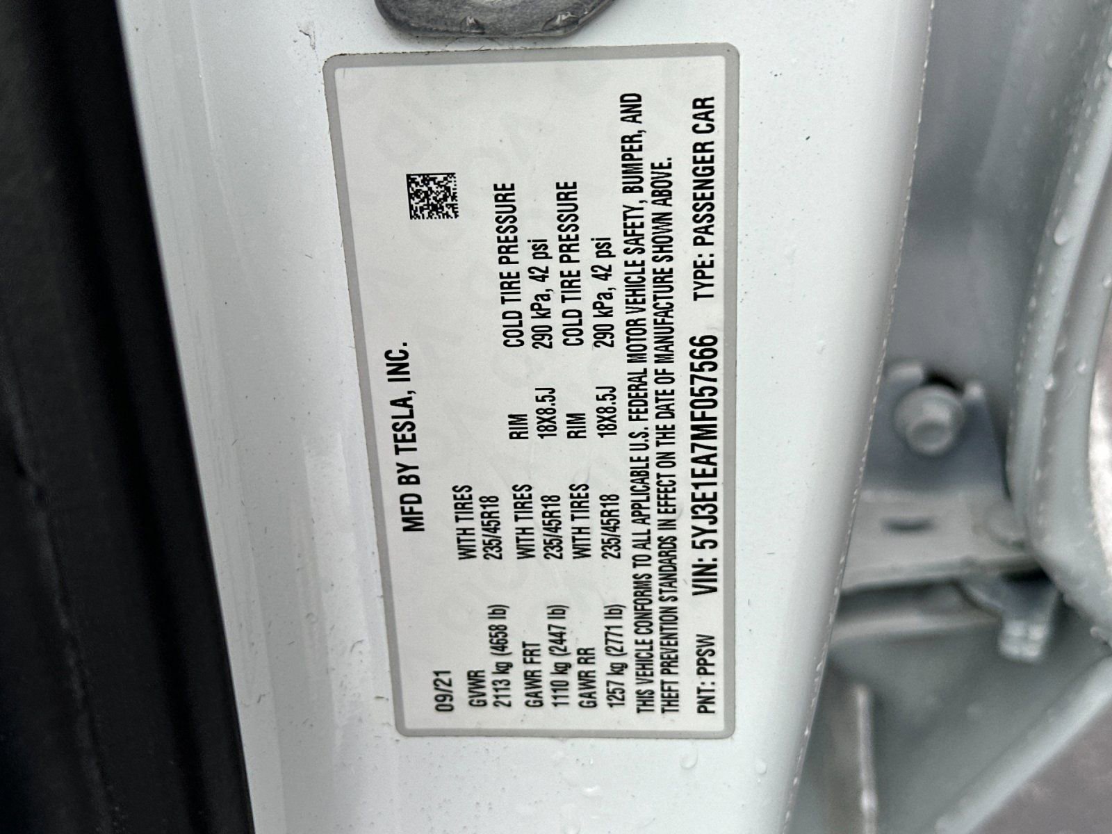 Used 2021 Tesla Model 3 Standard Range Plus image 27