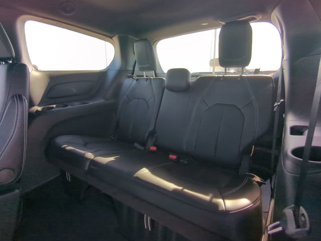 New 2026 Chrysler Voyager LX FWD image 16