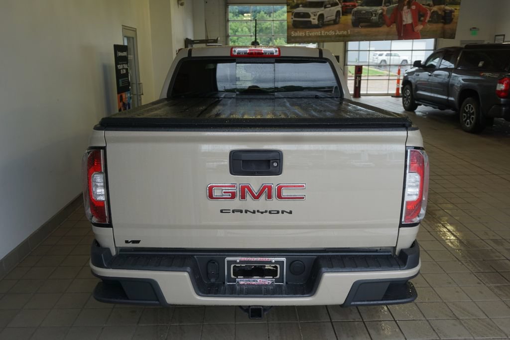 Used 2022 GMC Canyon Elevation w/ Elevation Premium Package AWD/4WD image 17