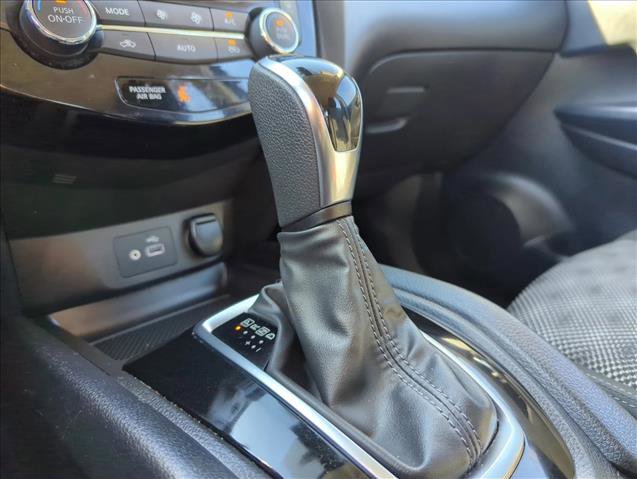 Used 2021 Nissan Rogue Sport SV image 13