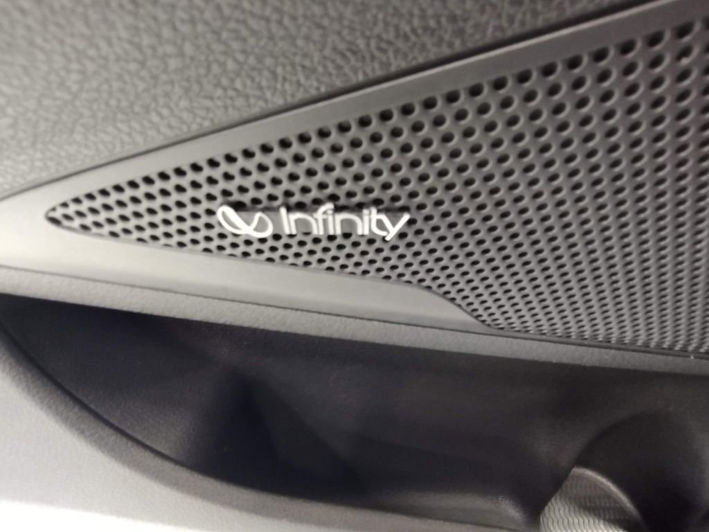 Used 2021 Hyundai Tucson Ultimate w/ Cargo Package image 23