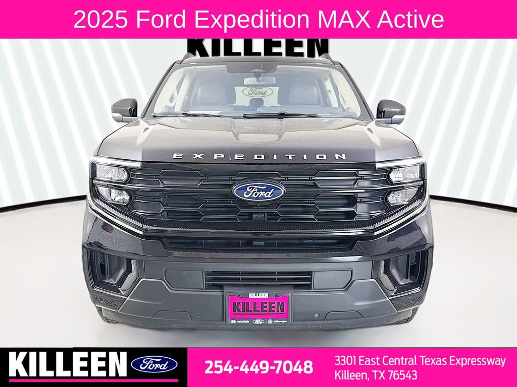 Used 2025 Ford Expedition Max Active AWD/4WD image 2