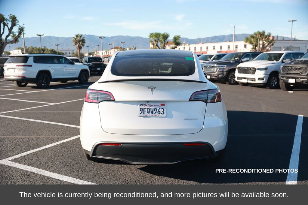 Used 2023 Tesla Model Y Performance image 4