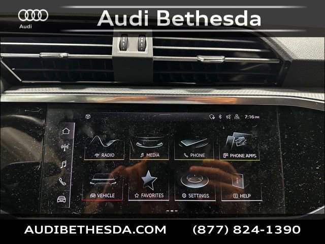 Certified 2025 Audi Q3 2.0T Premium w/ Convenience Package AWD/4WD image 18