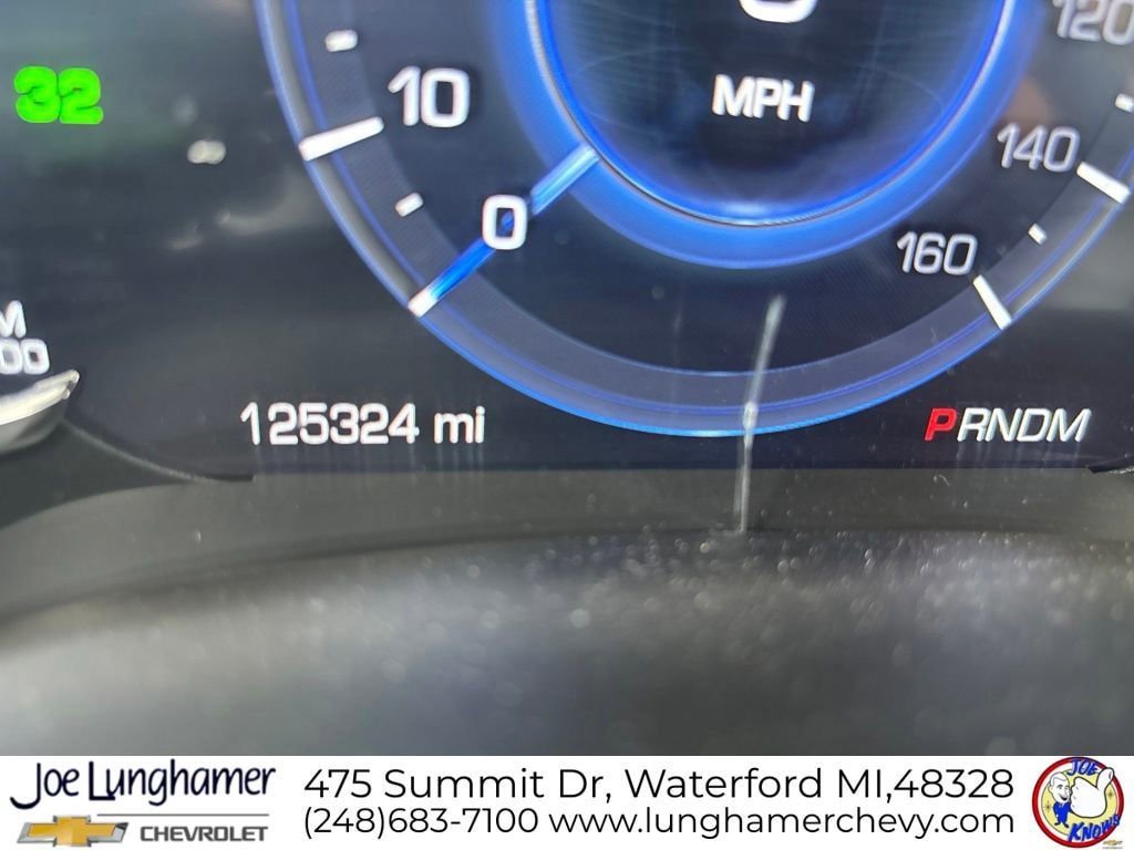 Used 2016 Cadillac Escalade Premium AWD/4WD image 16