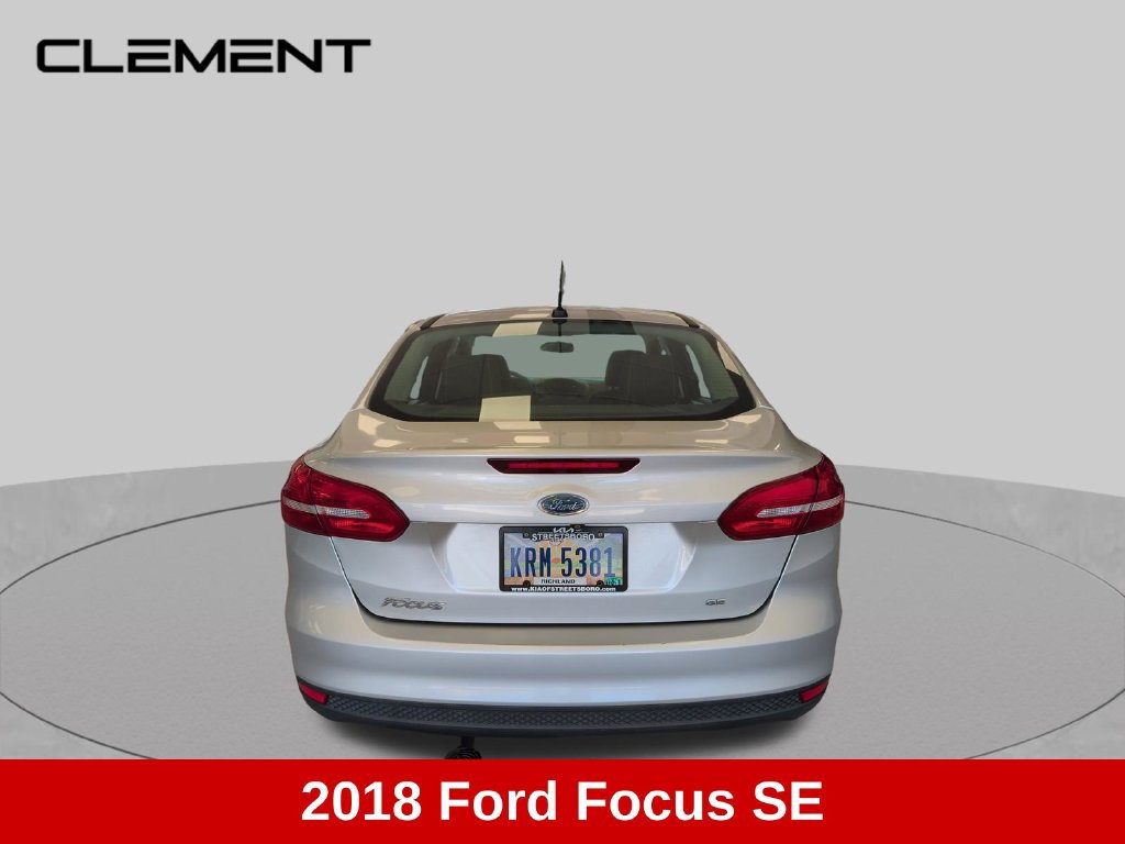 Used 2018 Ford Focus SE FWD image 4
