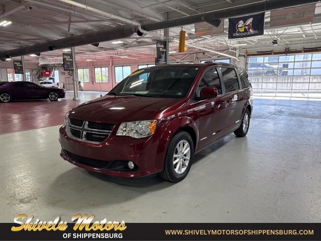 Used 2019 Dodge Grand Caravan SXT image 1