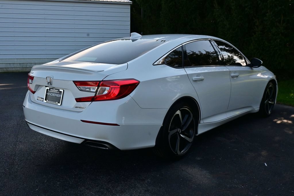 Used 2018 Honda Accord Sport image 6