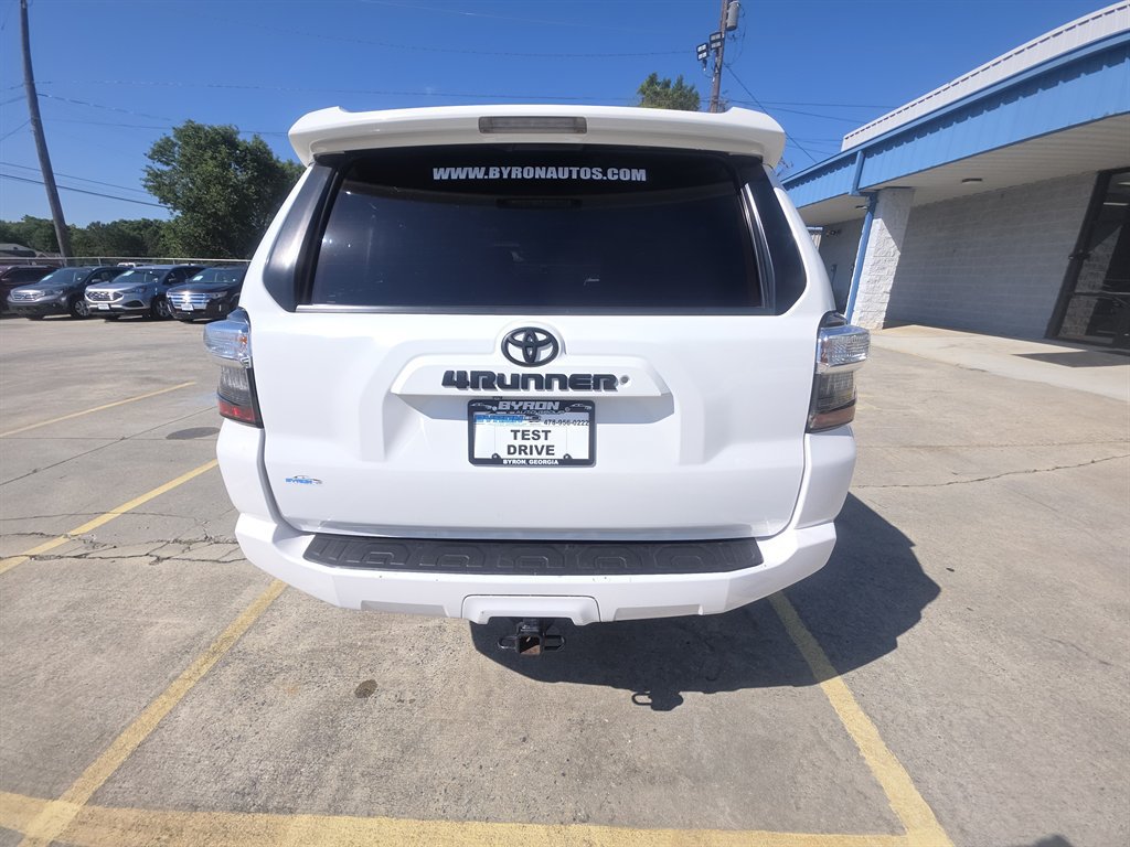 Used 2015 Toyota 4Runner SR5 Premium AWD/4WD image 3