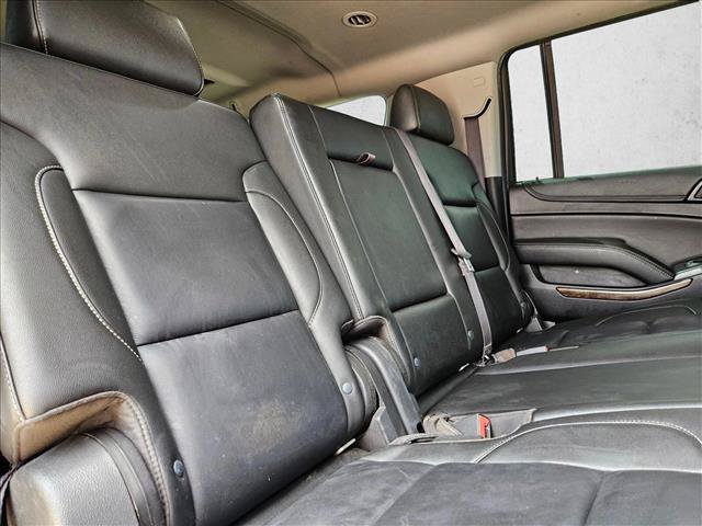 Used 2018 Chevrolet Suburban LT RWD image 19