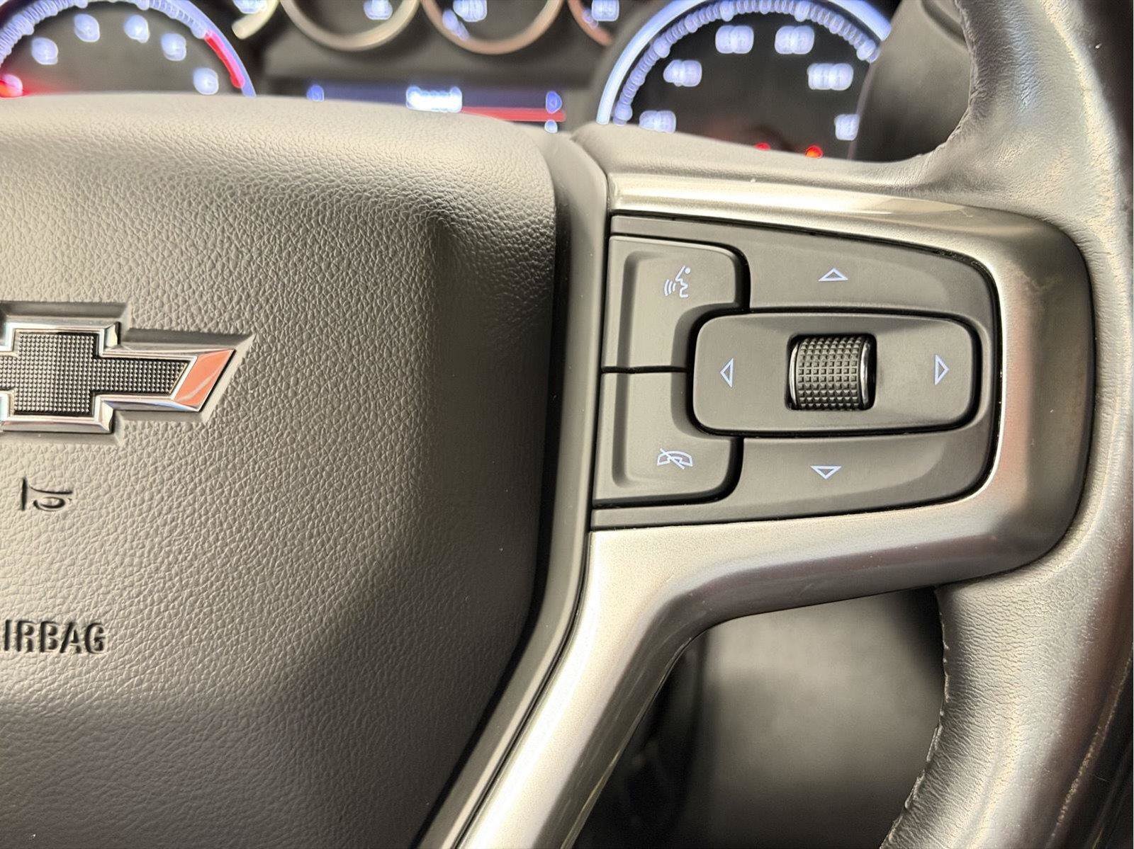 Used 2020 Chevrolet Silverado 1500 RST AWD/4WD image 16