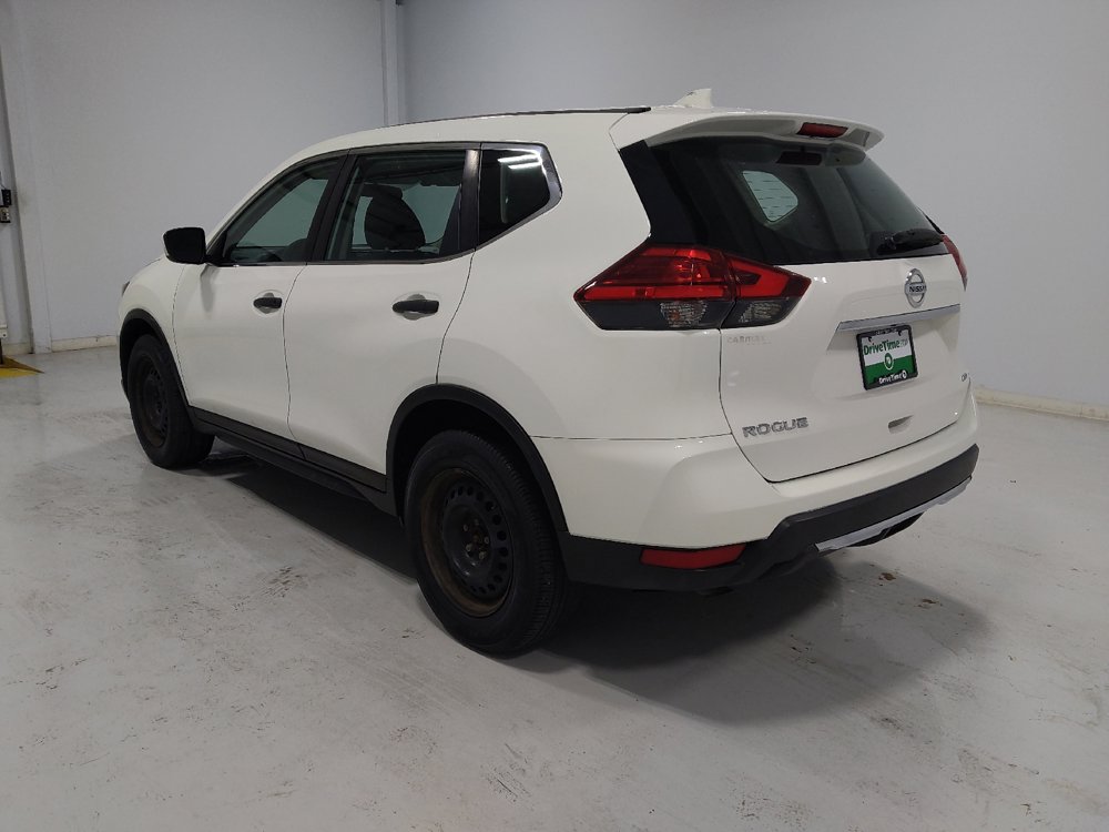Used 2017 Nissan Rogue S AWD/4WD image 5