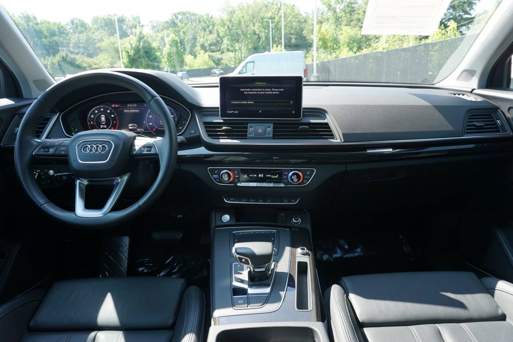 Used 2020 Audi Q5 Prestige w/ Prestige Package AWD/4WD image 17
