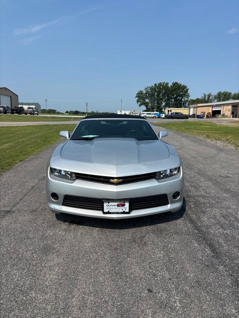 Used 2015 Chevrolet Camaro LT RWD image 2