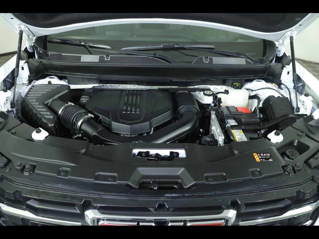 Used 2025 GMC Acadia Elevation image 20