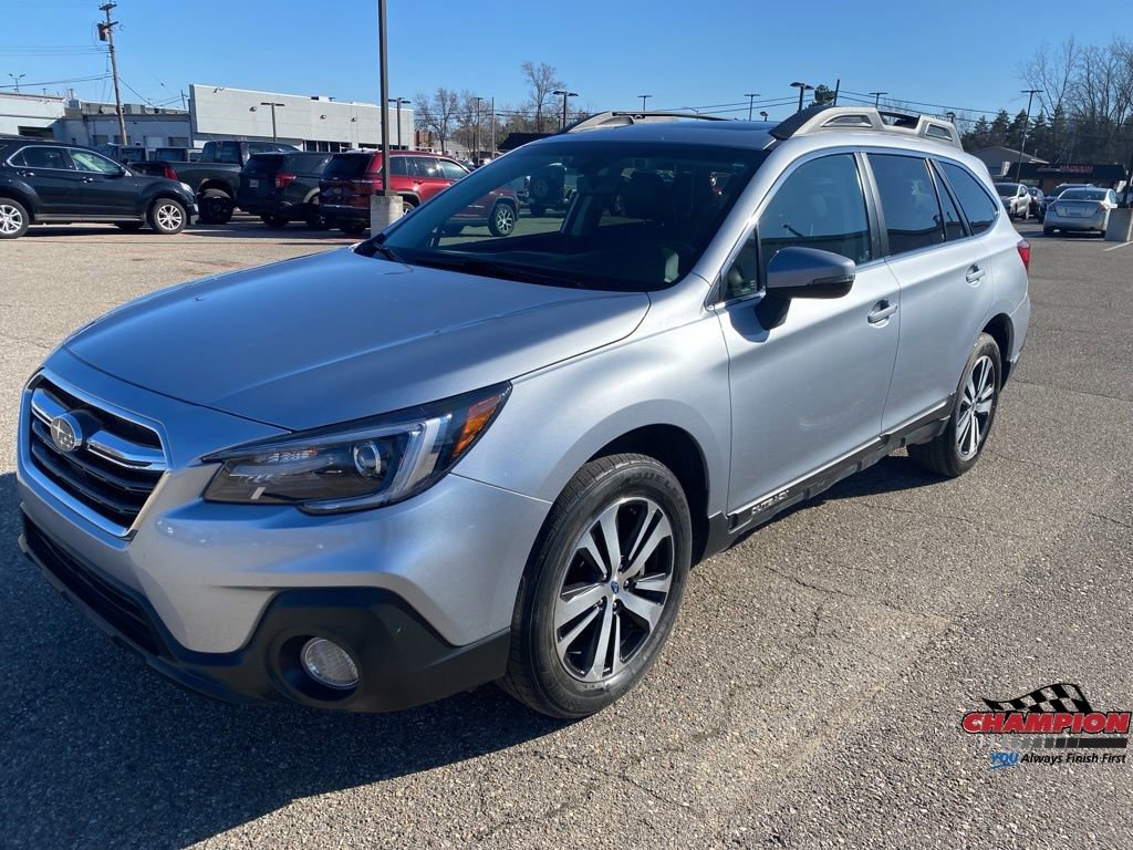 Used 2018 Subaru Outback 3.6R Limited image 14