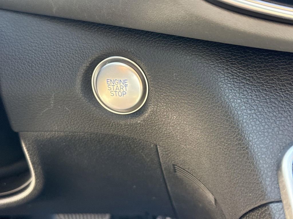 Used 2023 Hyundai Santa Fe SEL image 16