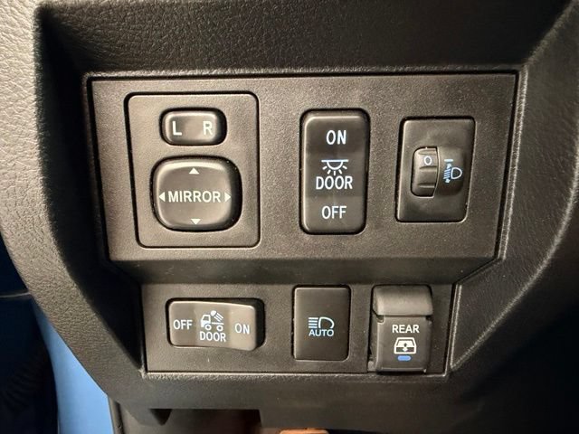 Used 2020 Toyota Tundra SR5 w/ TRD Sport Package AWD/4WD image 15
