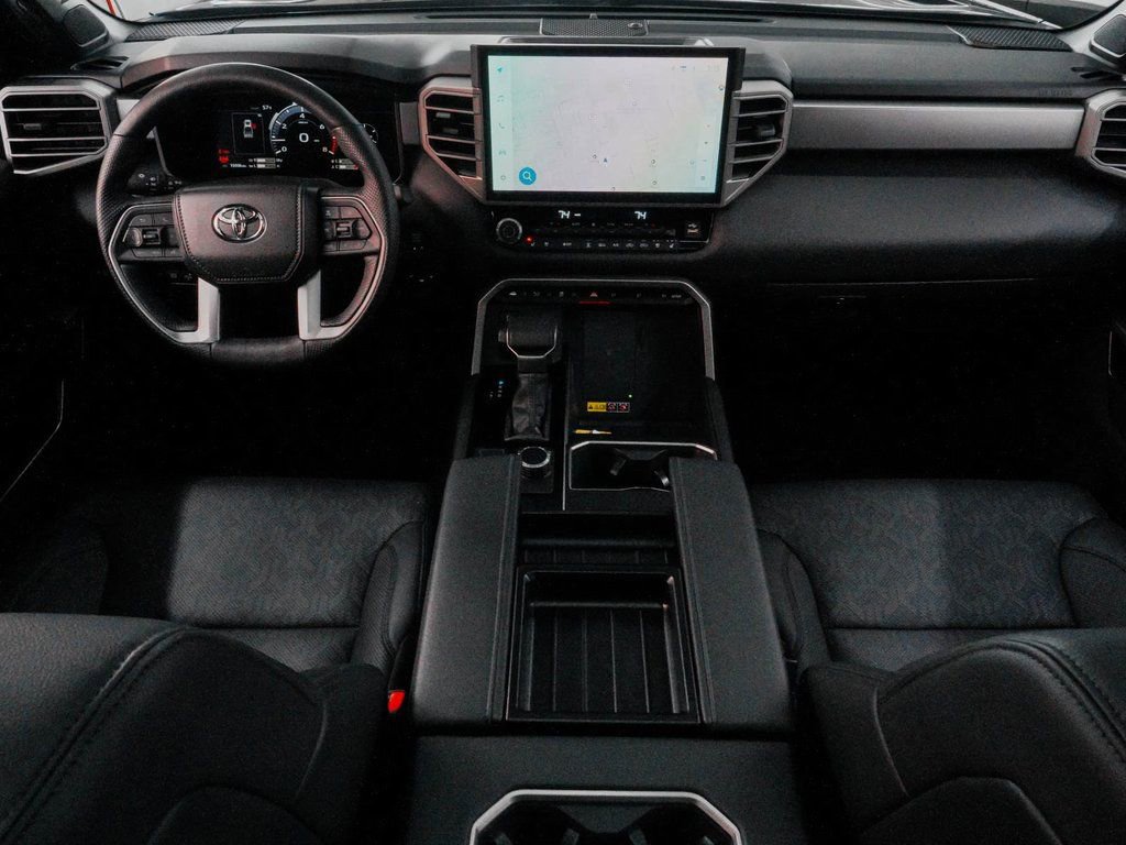 Used 2025 Toyota Tundra Limited image 33
