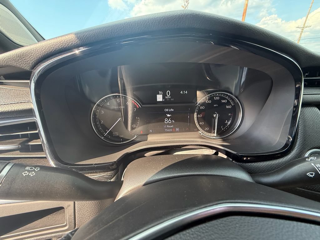 Used 2021 Cadillac XT5 Premium Luxury AWD/4WD image 17