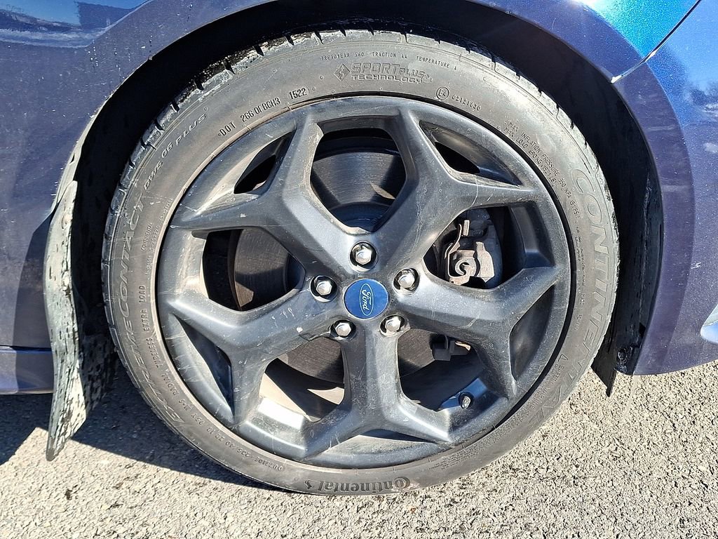 Used 2016 Ford Focus ST w/ Equipment Group 402A image 11