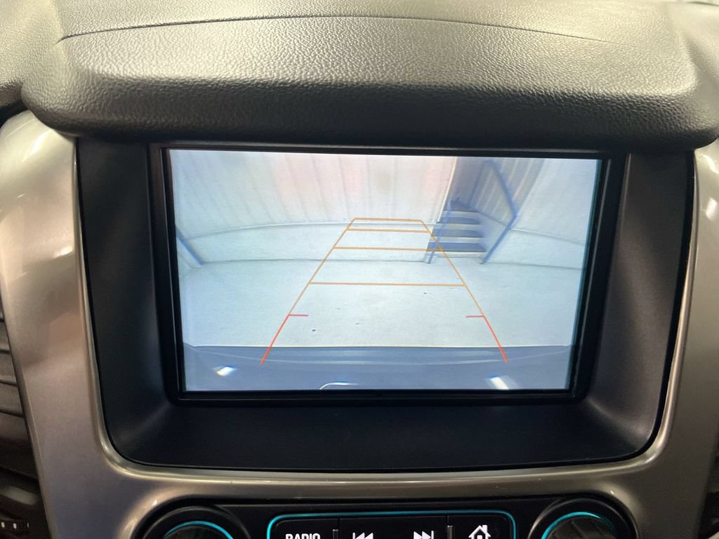 Used 2018 Chevrolet Suburban LT AWD/4WD image 16