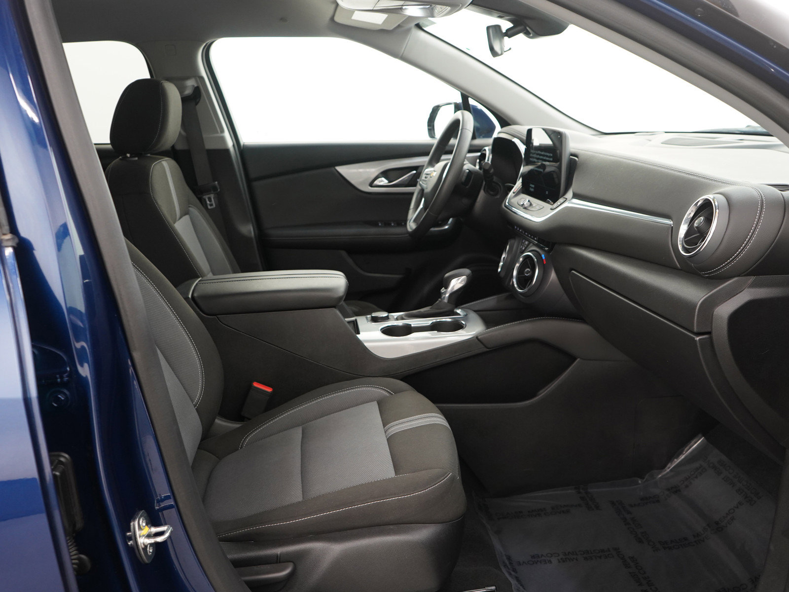 Used 2023 Chevrolet Blazer LT w/ Driver Confidence Package image 11