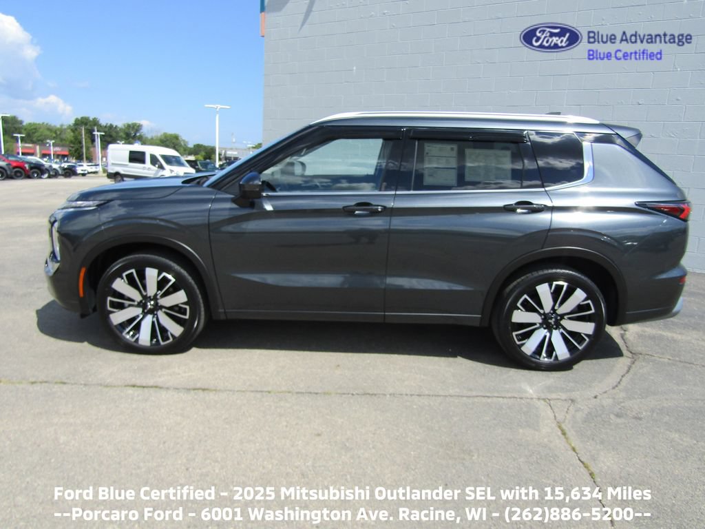 Used 2025 Mitsubishi Outlander SEL AWD/4WD image 2