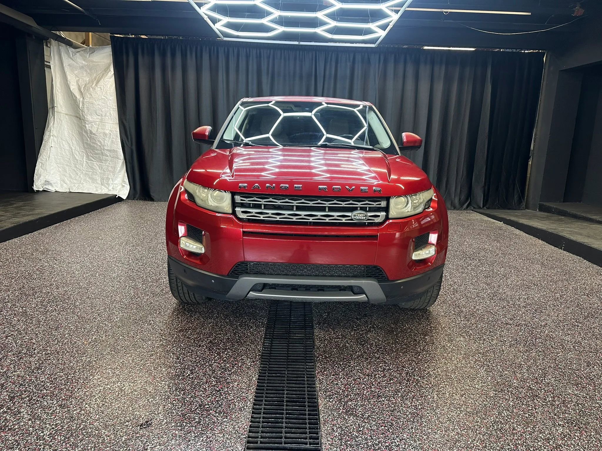 Used 2015 Land Rover Range Rover Evoque Pure Premium AWD/4WD image 2