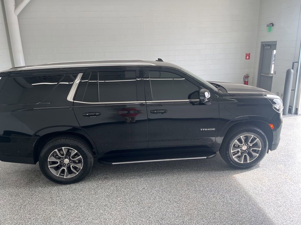 Used 2023 Chevrolet Tahoe LT w/ Luxury Package image 7