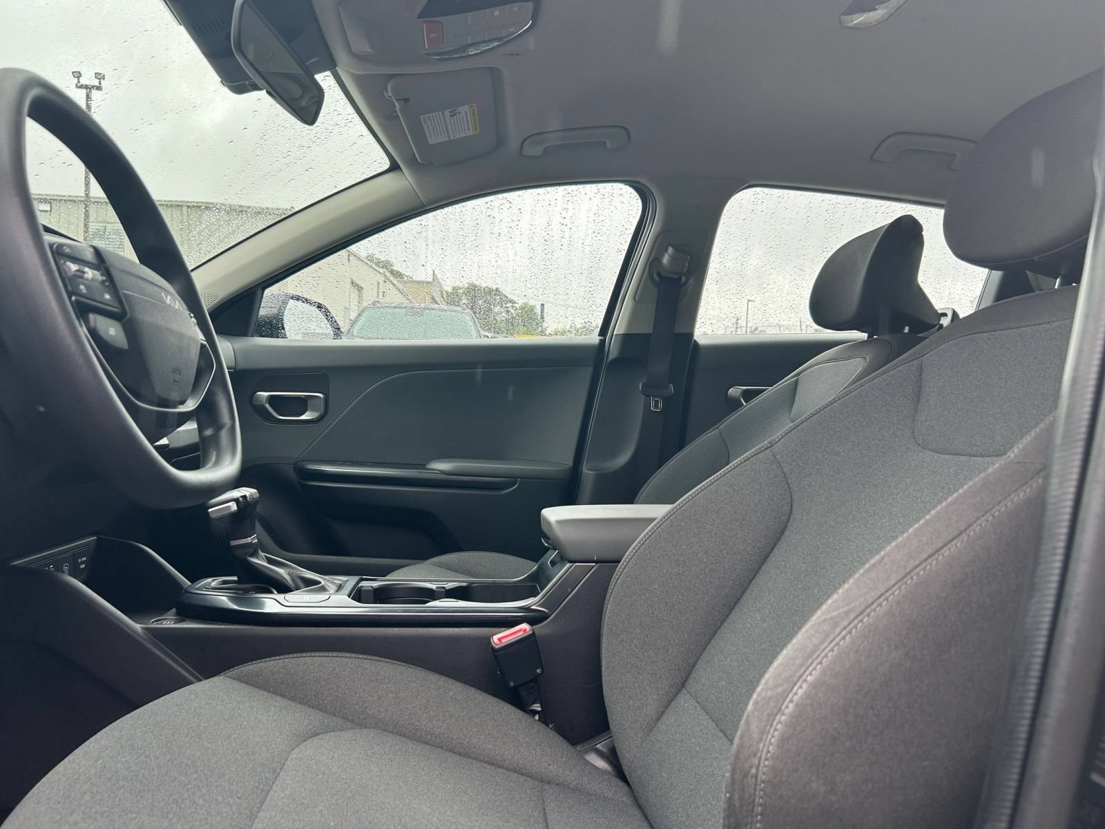 Used 2025 Kia K4 FWD image 22