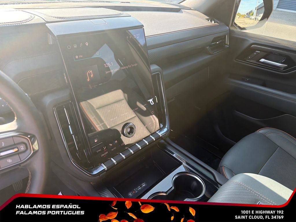 Used 2026 GMC Yukon XL AT4 AWD/4WD image 19