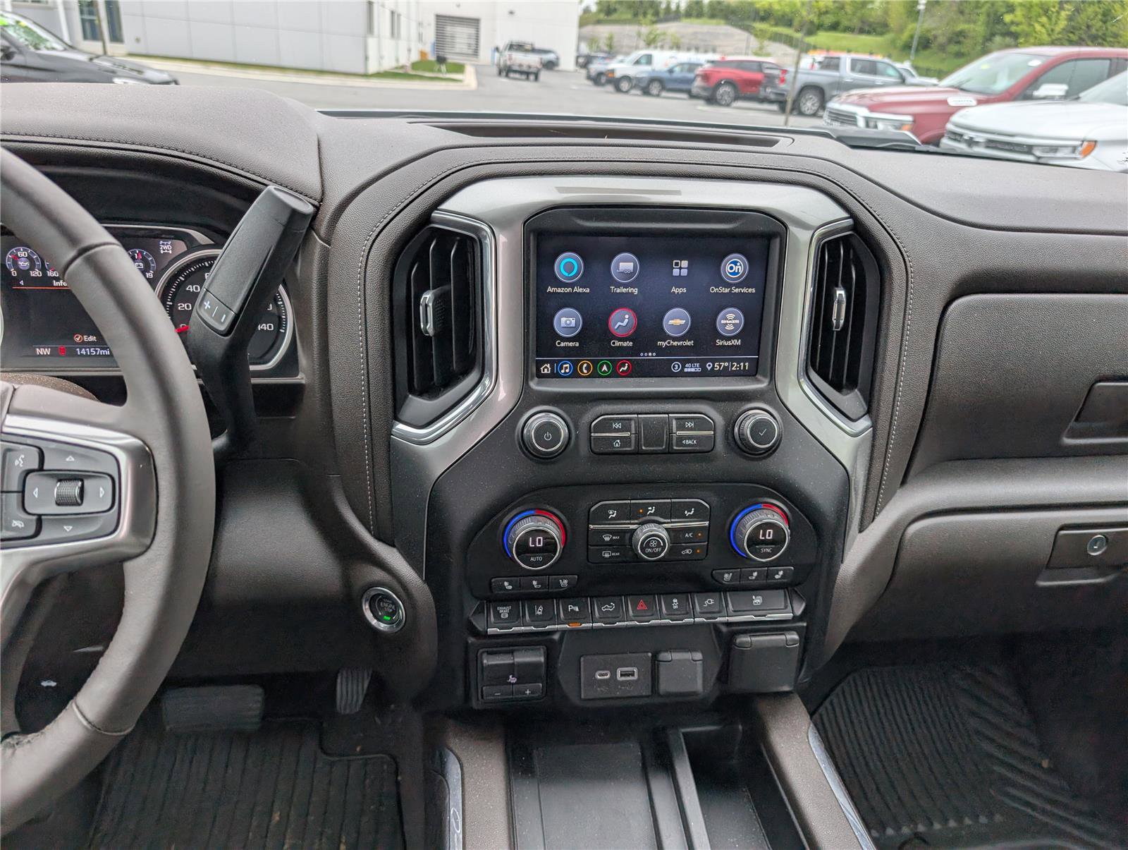 Used 2020 Chevrolet Silverado 2500 LTZ w/ Technology Package AWD/4WD image 17