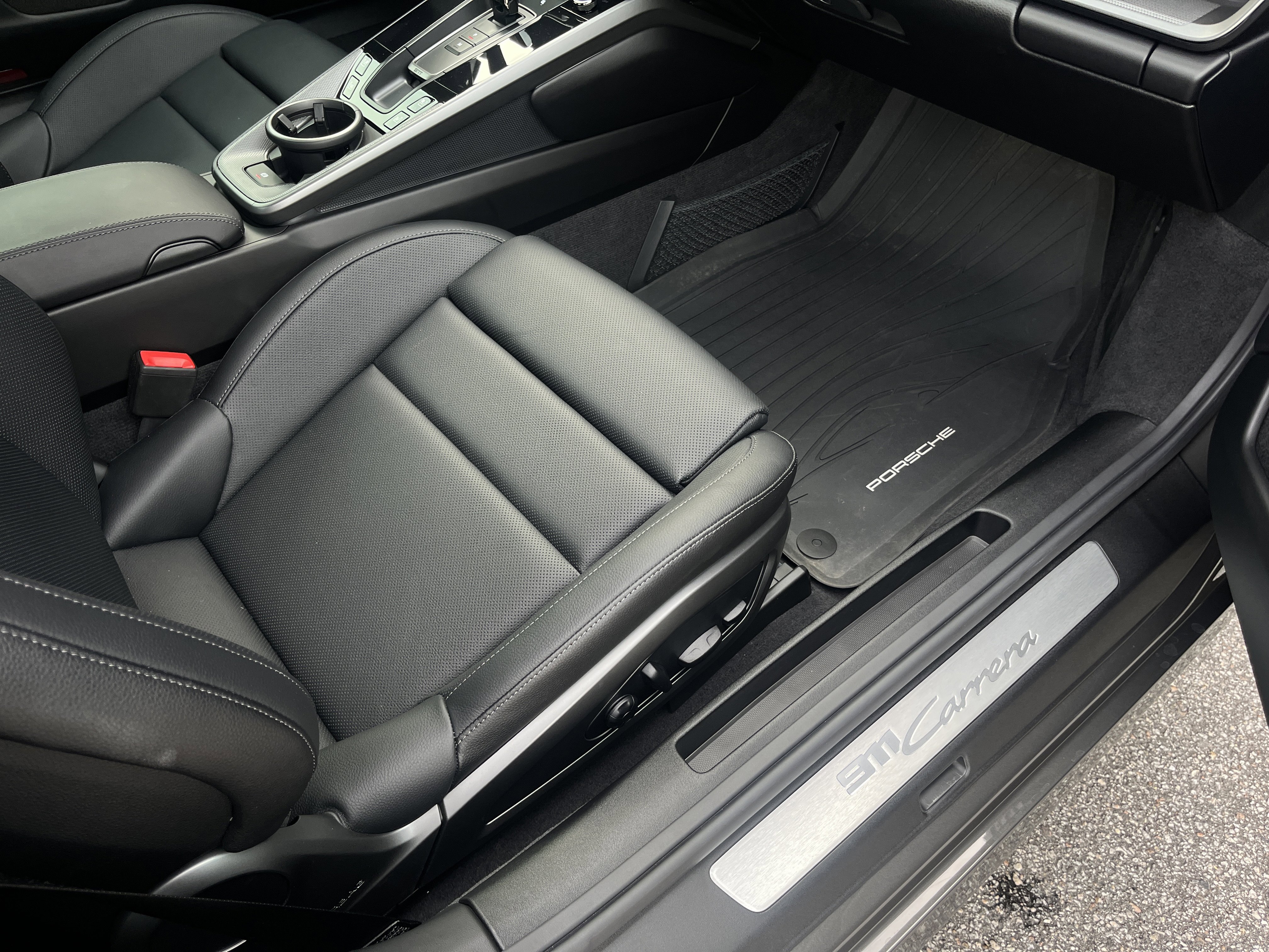 Certified 2024 Porsche 911 Carrera image 21