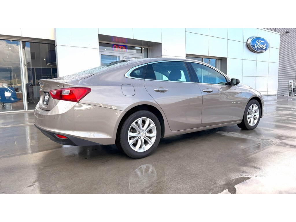 Used 2024 Chevrolet Malibu LT FWD image 7