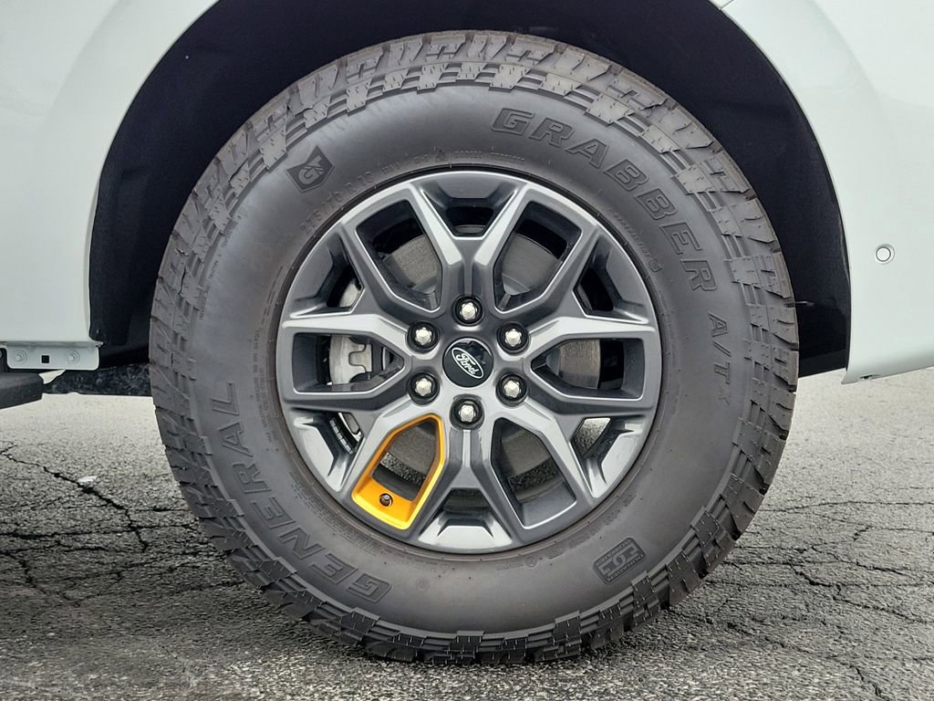 New 2025 Ford Expedition Tremor image 9