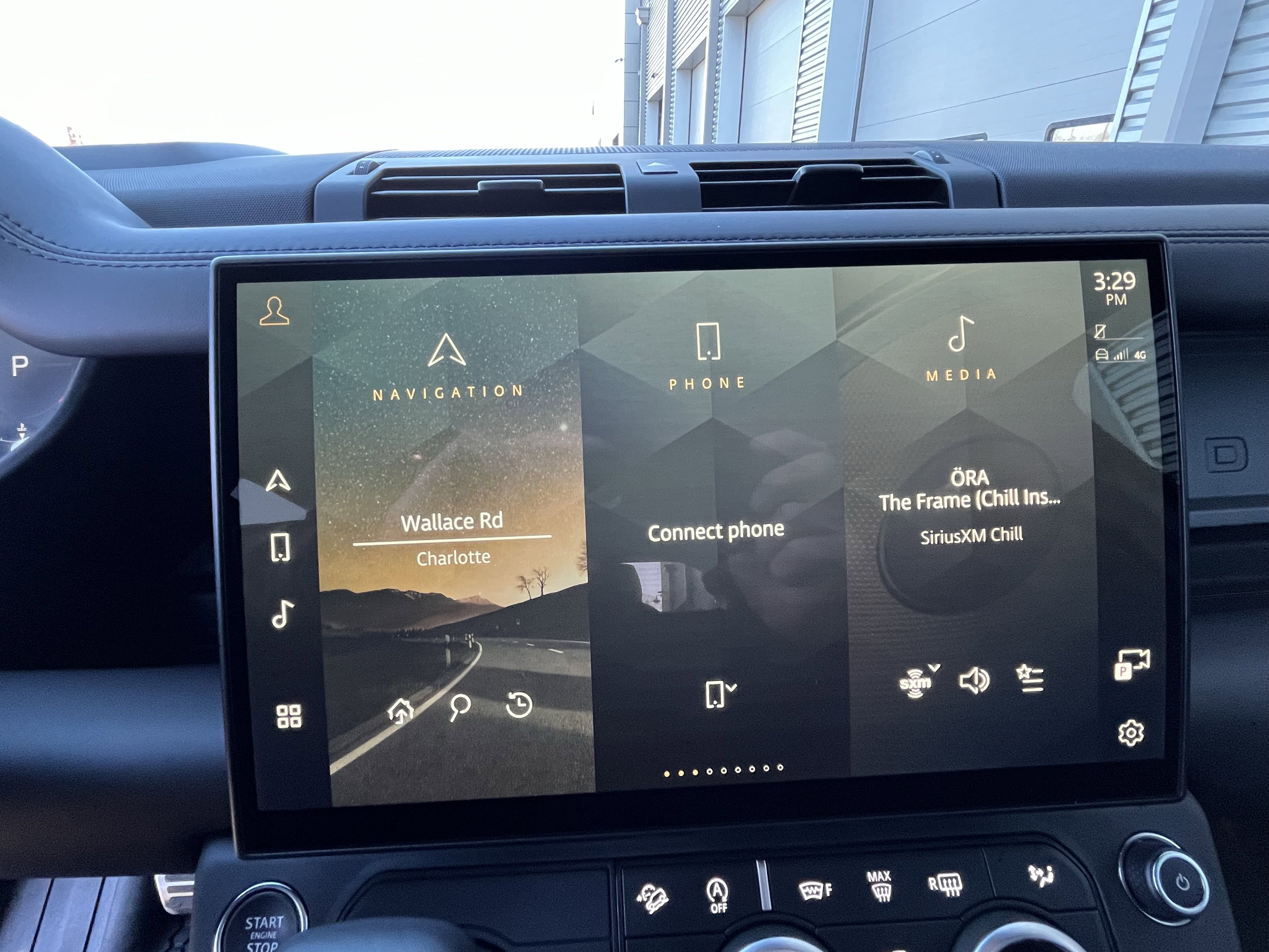 Certified 2026 Land Rover Defender 110 V8 image 23