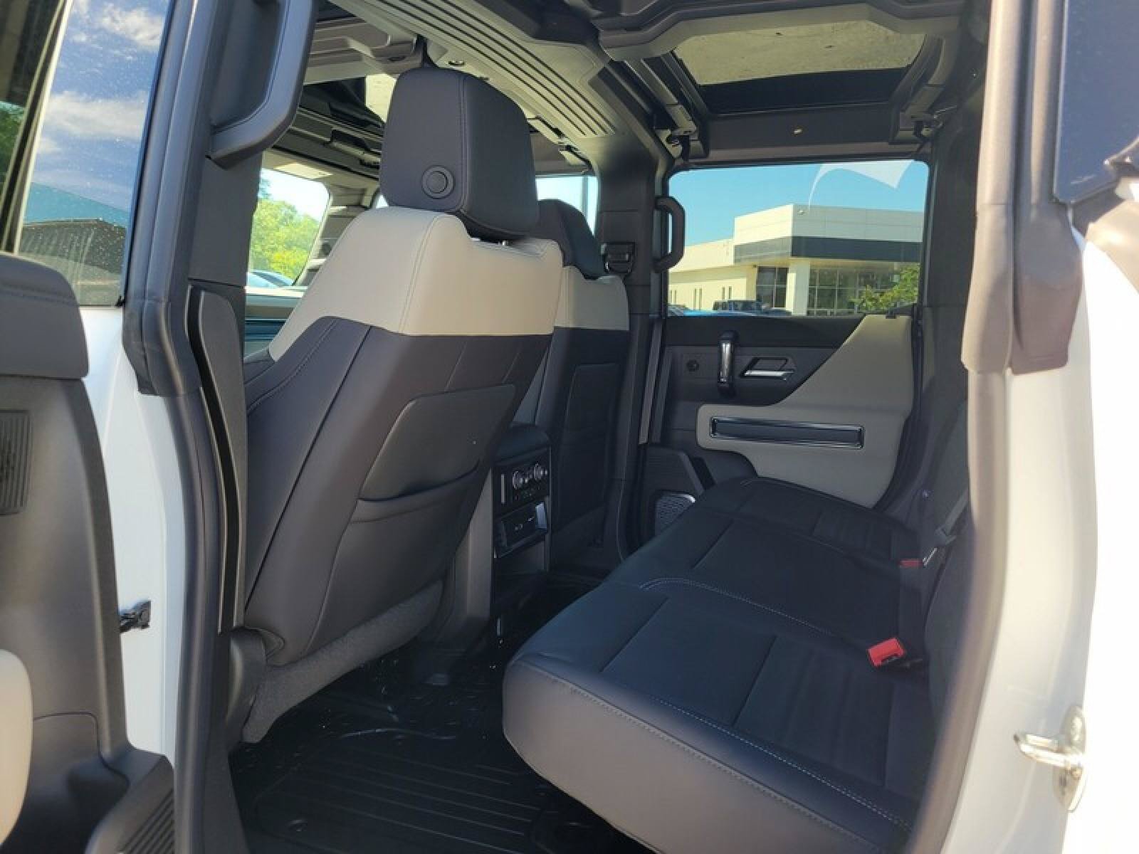 New 2026 GMC Hummer EV 4x4 Crew Cab image 27